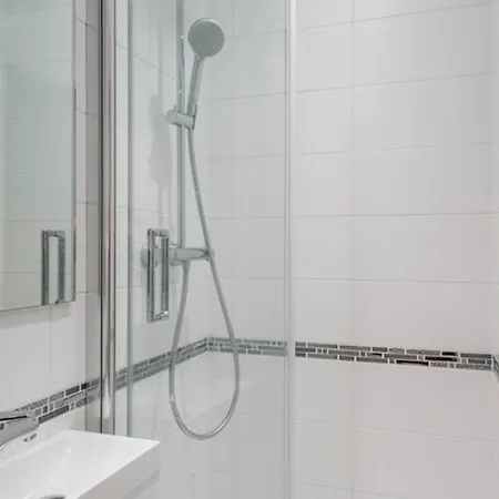 Renove, 6 Pers, Balcon Sud Face Aux Pistes, Parking, Plagne Centre - Fr-1-351-20 * La Plagne